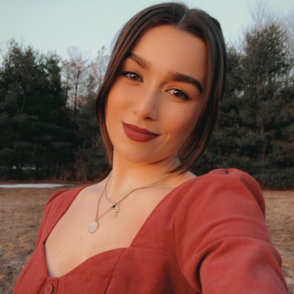 Meet your Posher, Stamatia